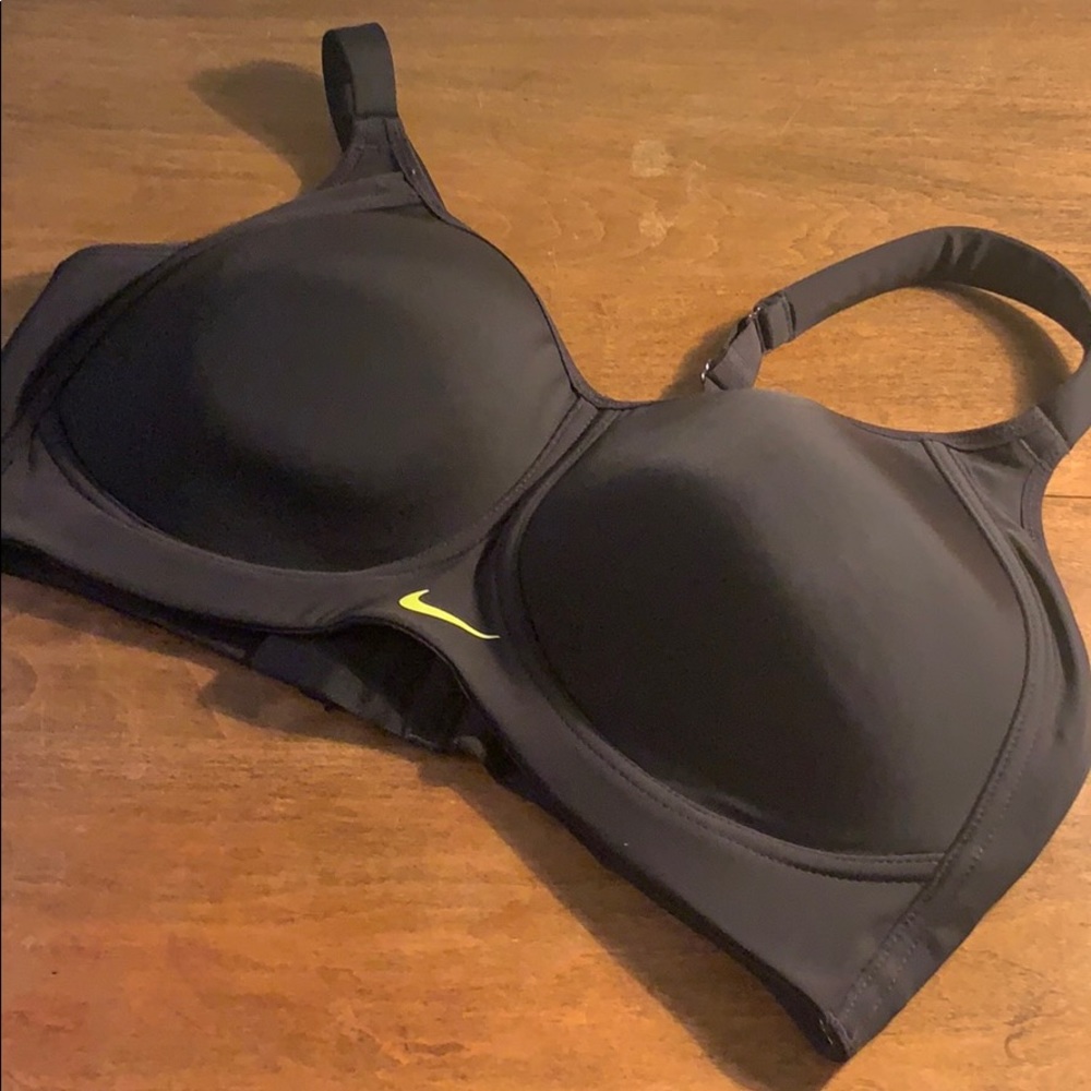 Nike High Impact sports bra